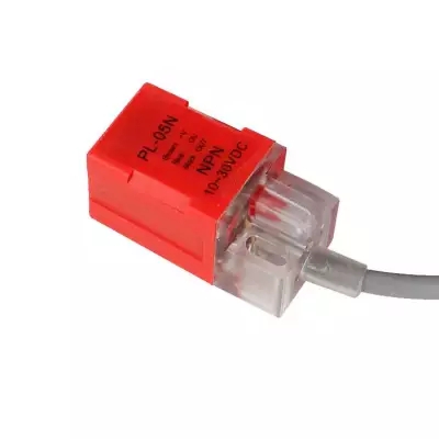 Bi15u-Q20-AP6X2接近傳感器10-30VDC